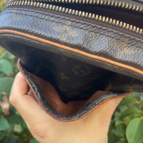 Louis Vuitton danube pm crossbody bag - Picture 7 of 13